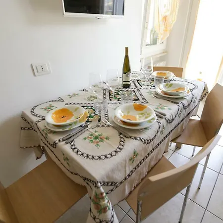 Via Gritti Apartamento
